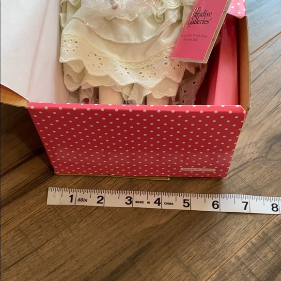 Toy - Picture 4 of 12